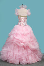 Load image into Gallery viewer, 2024 Organza Ball Gown Quinceanera Dresses Sweetheart Beaded Bodice Lace Up