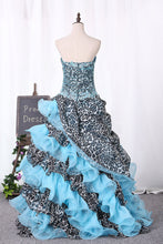 Load image into Gallery viewer, 2024 Quinceanera Dresses Ball Gown Sweetheart Floor Length With Ruffle And Jacket