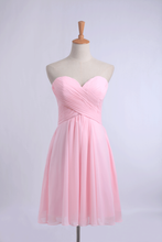 Load image into Gallery viewer, 2024 New Arrival Homecoming Dress Sweetheart Short/Mini Ruffled