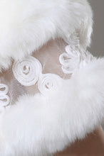 Load image into Gallery viewer, Graceful Faux Fur &amp; Lace Wedding Wrap