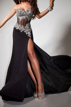 Load image into Gallery viewer, 2024 Prom Dresses Mermaid/Trumpet Black Sweetheart Chiffon With Rhinestone